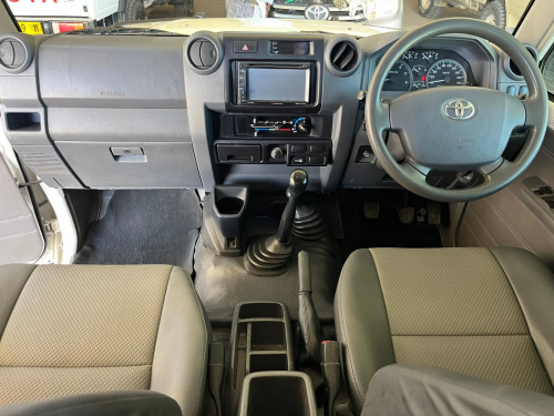 Toyota Land Cruiser Pickup LC79 4.2 Diesel S/C in Namibia