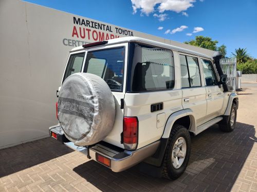 Toyota Land Cruiser SW 4.5 V8 Diesel in Namibia