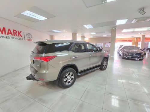 Toyota Fortuner 2.4gd-6 4x4 A/t in Namibia