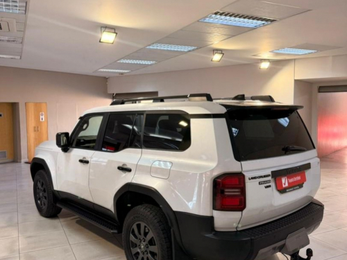Toyota Prado Vx-r 2.8gd A/t in Namibia