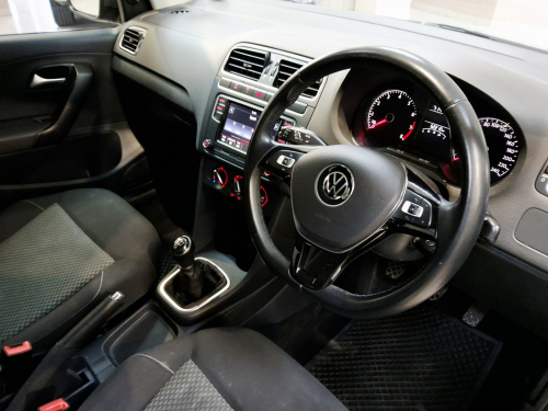 Volkswagen POLO 1.6 HIGHLINE in Namibia