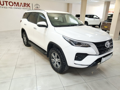 Toyota Fortuner 2.4Gd-6 4×4 A/t in Namibia