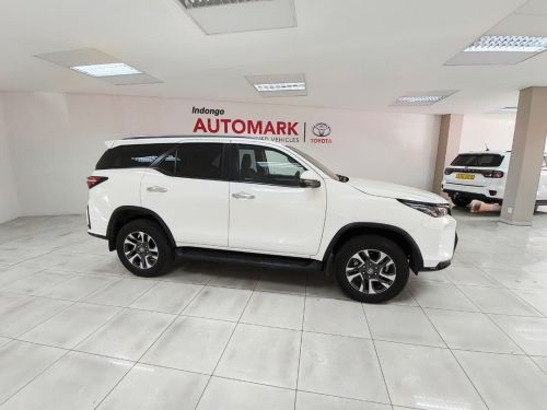 Toyota Fortuner 2.4gd-6 4x4 A/t in Namibia