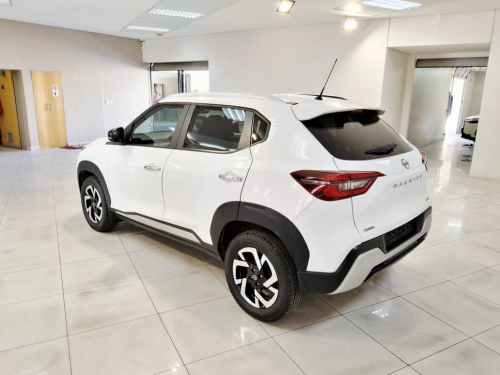 Nissan Magnite 1.0t Acenta Cvt in Namibia