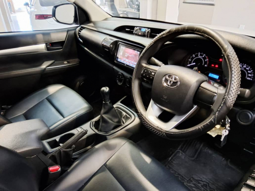 Toyota Hilux 2.4 Gd-6 Rb Sr P/u D/c in Namibia