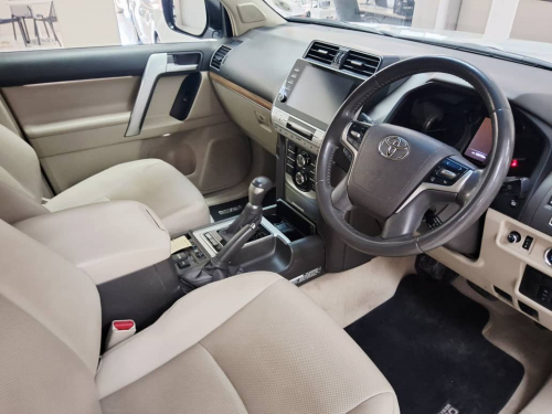 Toyota Prado Vx 2.8gd A/t in Namibia