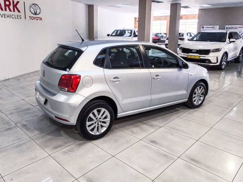 Volkswagen Polo Vivo 1.6 Comfortline Tip (5dr) in Namibia