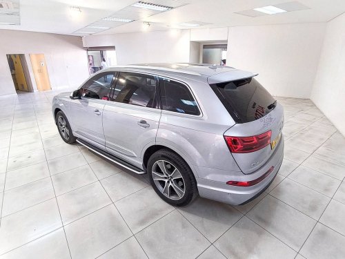 Audi Q7 3.0Tdi V6 Quattro Tip-Tronic in Namibia