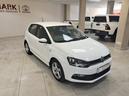 Volkswagen POLO VIVO 1,6 HIGHLINE MANUAL [5dr]. in Namibia