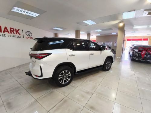 Toyota Fortuner 2.8 Gd-6 4x4 Vx A/t in Namibia