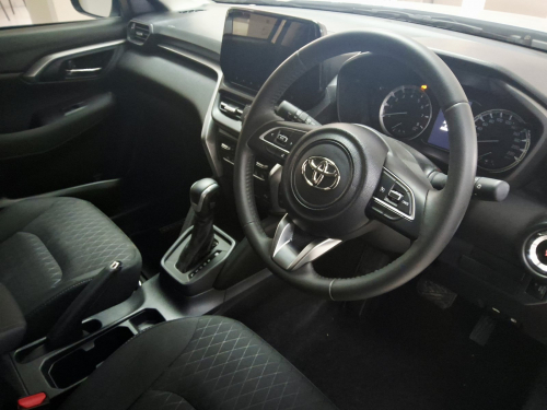 Toyota URBAN CRUISER 1.5 xr A/T in Namibia