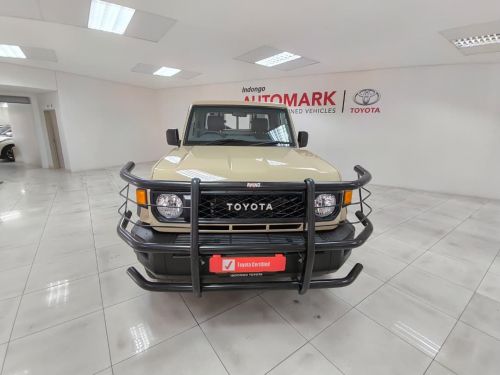 Toyota Landcruiser 79 4.0p P/u S/c in Namibia