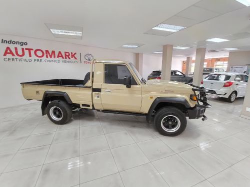 Toyota Landcruiser 79 4.0p P/u S/c in Namibia