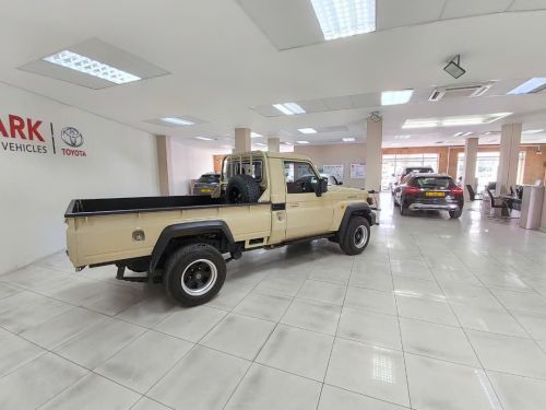 Toyota Landcruiser 79 4.0p P/u S/c in Namibia