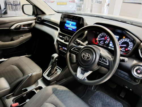 Toyota URBAN CRUISER 1.5 XR A/T in Namibia