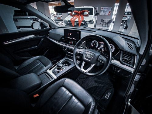 Audi Q5 40 Tdi Quattro Stronic S Line in Namibia