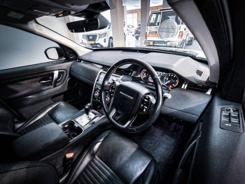 Land Rover Discovery Sport 2.0d S (d180) in Namibia