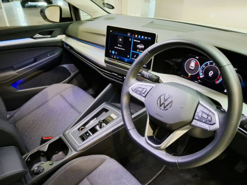 Volkswagen Golf 1.4 Tsi Life Tiptronic (110kw) in Namibia