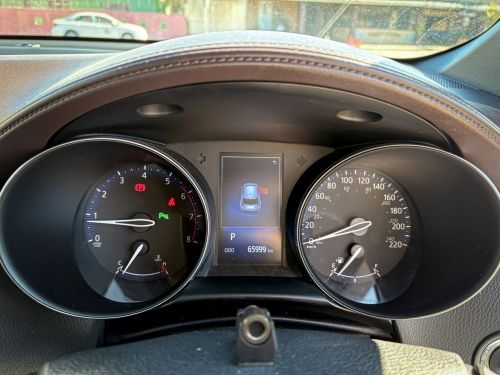 Toyota TOYOTA C-HR 1.2T LUXURY CVT in Namibia