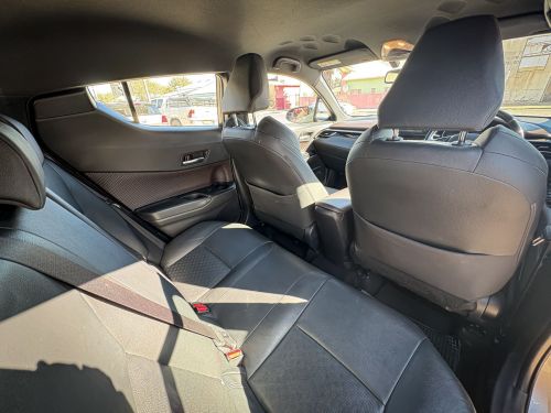 Toyota TOYOTA C-HR 1.2T LUXURY CVT in Namibia