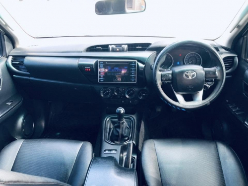 Toyota Hilux SRX GD-6 4X4 DC MT in Namibia