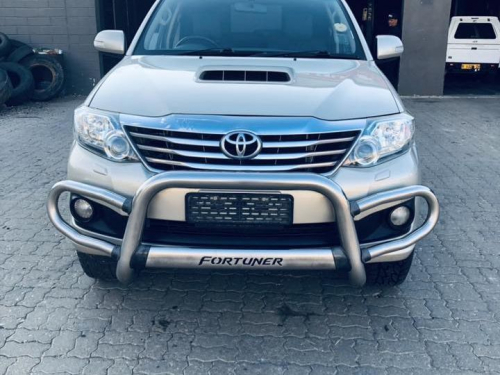 Toyota FORTUNER 3.0 D4D 4X4 in Namibia