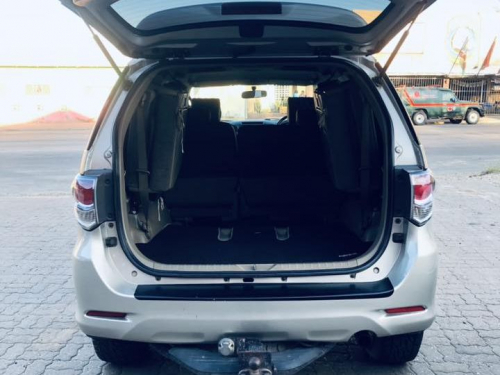 Toyota FORTUNER 3.0 D4D 4X4 in Namibia