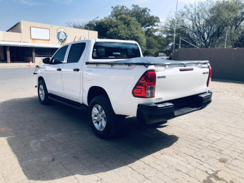 Toyota TOYOTA HILUX SRX GD-6 4X4 DC MT in Namibia