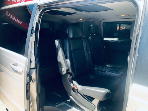 Mercedes-Benz VIANO CDI 30 V6 in Namibia