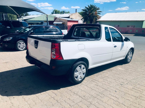 Nissan NP200 1.6 PETROL in Namibia