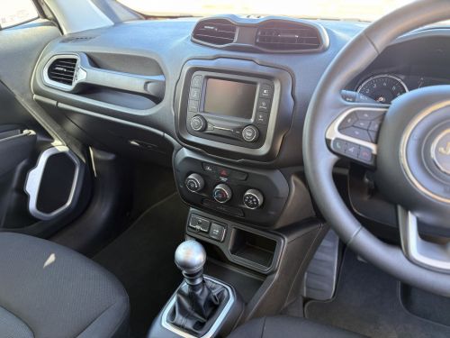 Jeep JEEP RENEGADE 1.4 TJET SPORT M/T in Namibia
