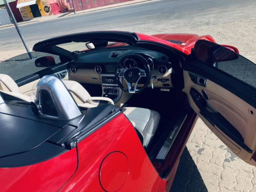 Mercedes-Benz V8 AMG R172 SLK55-CLASS in Namibia