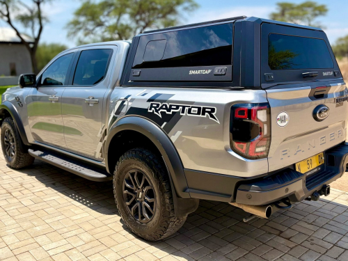 Ford Ranger Raptor in Namibia