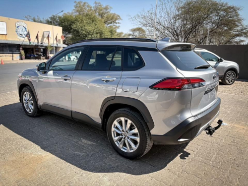 Toyota COROLLA CROSS 1.8 XS HYBRID in Namibia