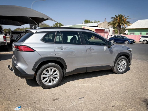 Toyota COROLLA CROSS 1.8 XS HYBRID in Namibia