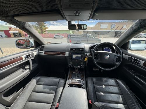 Volkswagen VOLKSWAGEN TOUAREG 4.2 V8 TIP A/T 4X4 in Namibia