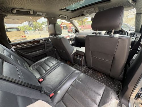 Volkswagen VOLKSWAGEN TOUAREG 4.2 V8 TIP A/T 4X4 in Namibia