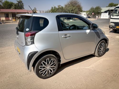 Toyota IQ 1.0 A/T in Namibia