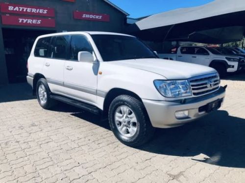 Pre-owned Toyota Land Cruiser VX V8 for sale in 