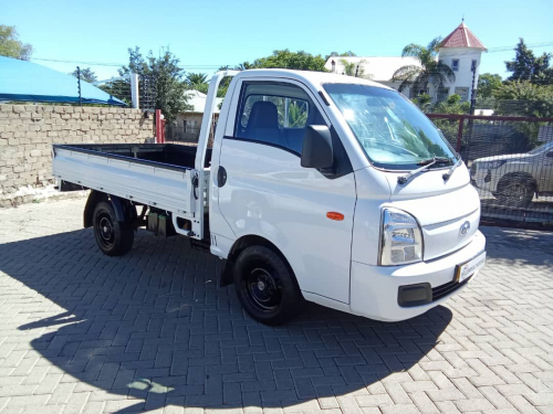Hyundai H100 2.6D D/S in Namibia