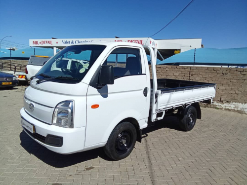 Hyundai H100 2.6D D/S in Namibia