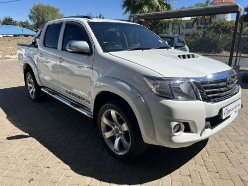 Pre-owned Toyota Hilux 3.0D4-D LEGEND 45 4X4 A/T for sale in 