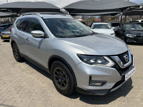Pre-owned Nissan Xtrail 2.5 Acenta 4x4 CVT for sale in 