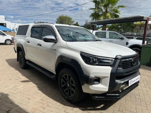 Pre-owned Toyota Hilux 2.8 GD-6 RB LEGEND for sale in 