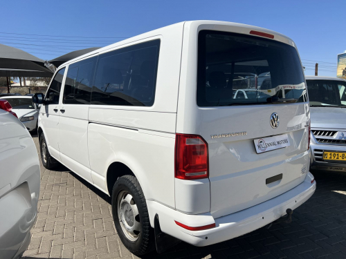 Volkswagen T6 Crewbus 132kw in Namibia