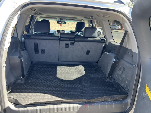 Toyota PRADO VX 4.0 V6 A/T in Namibia