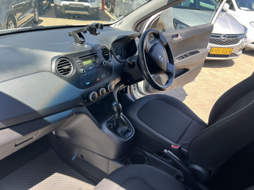 Hyundai Grand i10 1.25 Fluid in Namibia