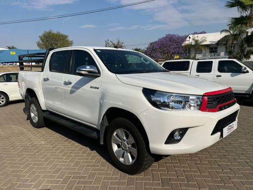 Pre-owned Toyota Hilux 2.8 GD-6 Raider 4x4 A/T for sale in 
