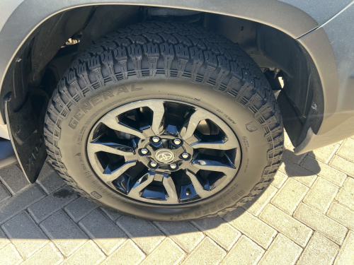 Toyota Hilux 2.8 GD6 RB Legend RS in Namibia