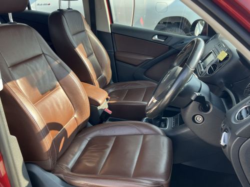 Volkswagen Tiguan 2.0TDI B/MOT TREND/FUN in Namibia